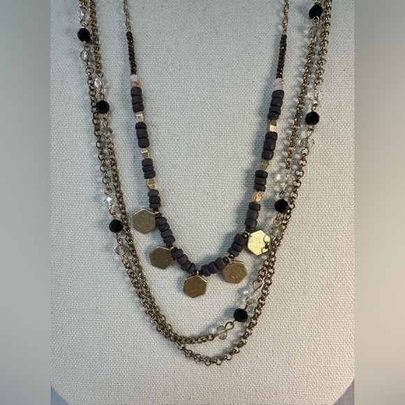 Group of three goldtone neutral style necklaces LOFT and vintage - Picture 2 of 8